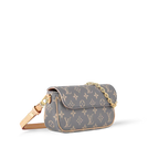 wallet-on-chain-ivy Shoulder