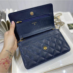 classic-purse-1 Crossbody